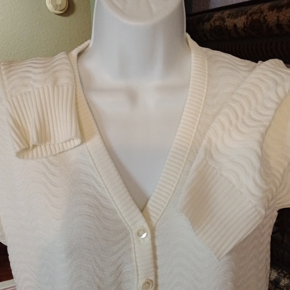 VTG Luxurious Givenchy Sport VTG Cream Knit Skirt Set-Sz L Sweater & Med Skirt - Picture 5 of 13